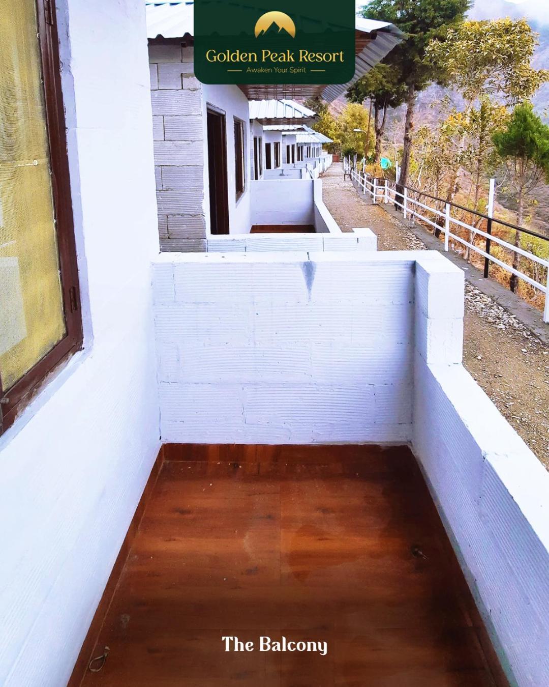 Golden Peak Resort Lakhwār Kültér fotó